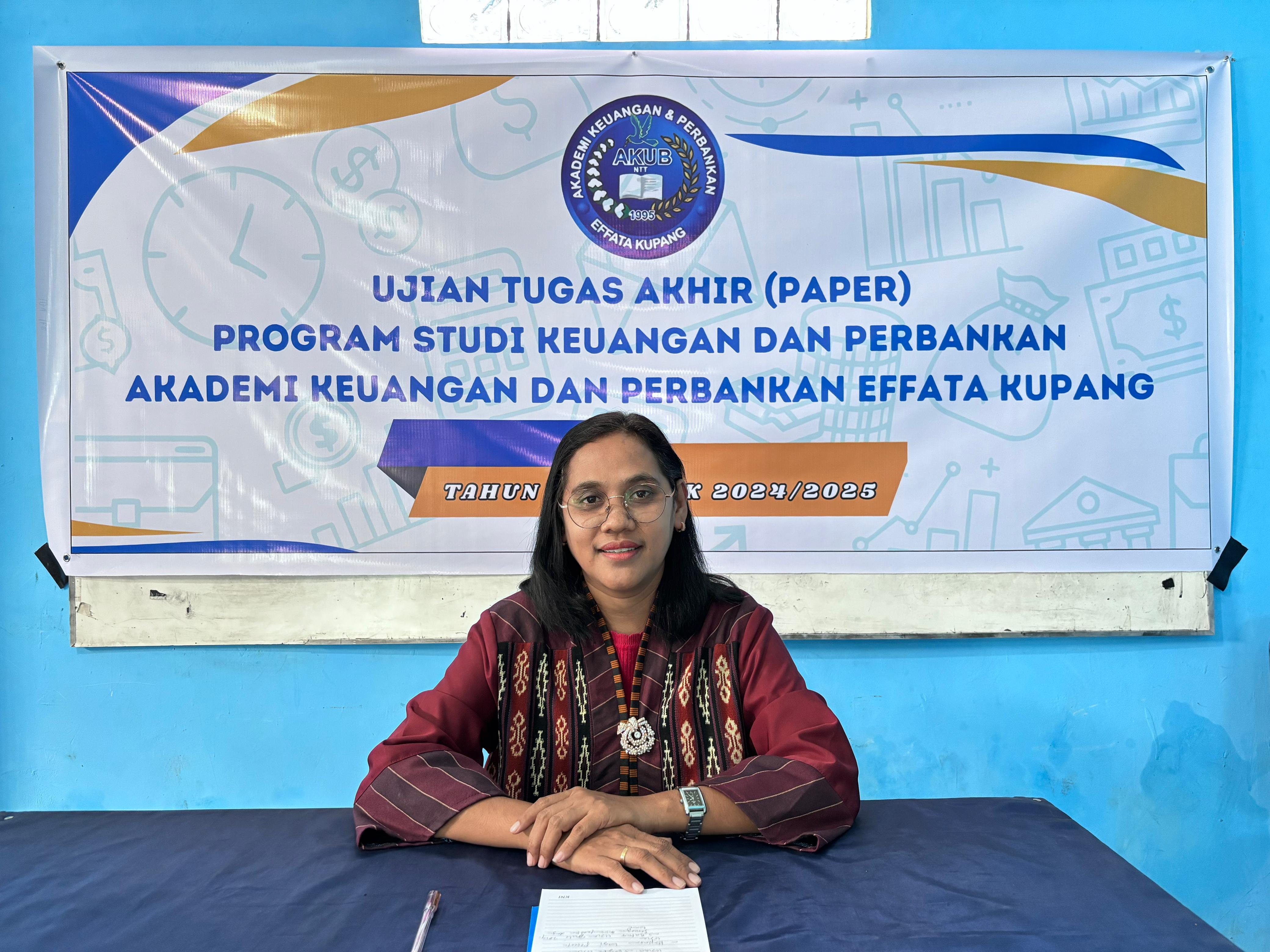 Pembukaan Ujian Tugas Akhir (Paper) Tahun Akademik 2024/2025 oleh Direktur AKUB Effata Kupang